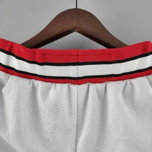 Carregar imagem no visualizador da galeria, Short NBA Chicago Bulls White - GOAT STORE