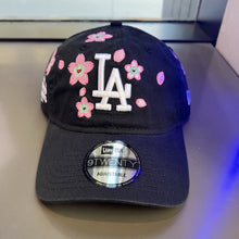 Carregar imagem no visualizador da galeria, Boné Los Angeles Dodgers x Takashi Murakami – Tokyo Series 2025