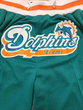 Carregar imagem no visualizador da galeria, Short Just Don Miami Dolphins Retrô - GOAT STORE