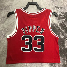 Carregar imagem no visualizador da galeria, Cropped Scott Pippen ChIcago Bulls Mitchell & Ness - GOAT STORE