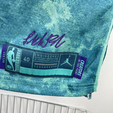 Carregar imagem no visualizador da galeria, Jersey Charlotte Hornets Lamelo Ball MVP Select Series - GOAT STORE