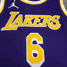 Carregar imagem no visualizador da galeria, Jersey Los Angeles Lakers Statement Edition - GOAT STORE
