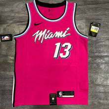 Carregar imagem no visualizador da galeria, Miami Heat Sunset Vice Earned Edition 18/19 - GOAT STORE
