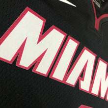 Carregar imagem no visualizador da galeria, Jersey Miami Heat Icon Edition - GOAT STORE
