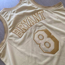 Carregar imagem no visualizador da galeria, Jersey LA Lakers Mitchell and Ness - Kobe Bryant - GOAT STORE
