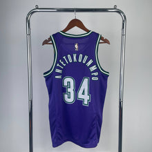 Carregar imagem no visualizador da galeria, Jersey Milwaukee Bucks Classic Edition 22/23 - GOAT STORE
