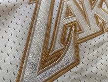 Carregar imagem no visualizador da galeria, Jersey LA Lakers Mitchell and Ness - Kobe Bryant - GOAT STORE
