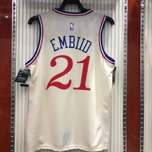 Carregar imagem no visualizador da galeria, Jersey Philadelphia 76ers City Edition 19/20 - GOAT STORE
