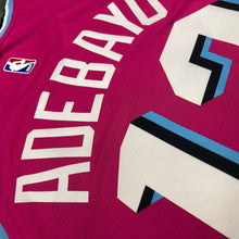 Carregar imagem no visualizador da galeria, Miami Heat Sunset Vice Earned Edition 18/19 - GOAT STORE
