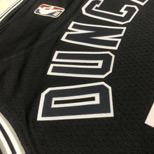 Carregar imagem no visualizador da galeria, Jersey San Antonio Spurs Classic Edition 22/23 - GOAT STORE
