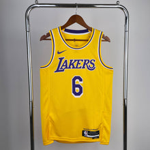 Carregar imagem no visualizador da galeria, Jersey Los Angeles Lakers Icon Edition 22/23 - GOAT STORE
