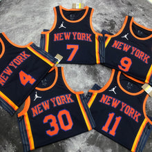 Carregar imagem no visualizador da galeria, Jersey New York Knicks Statament Edition 22/23 - GOAT STORE
