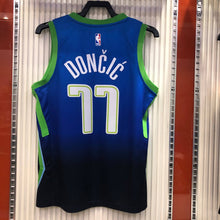 Carregar imagem no visualizador da galeria, Jersey Dallas Mavericks City Edition 19/20 - GOAT STORE
