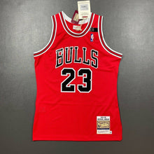 Carregar imagem no visualizador da galeria, Jersey Chicago Bulls 85/86 Vermelha - Michael Jordan - GOAT STORE
