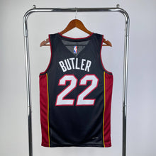Carregar imagem no visualizador da galeria, Jersey Miami Heat Icon Edition - GOAT STORE
