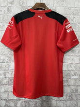 Carregar imagem no visualizador da galeria, Camisa Scuderia Ferrari - 2023 - GOAT STORE
