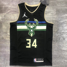 Carregar imagem no visualizador da galeria, Jersey Milwaukee Bucks Statement Edition 20/21 - GOAT STORE
