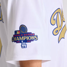 Carregar imagem no visualizador da galeria, Jersey Los Angeles Dodgers 2025 Gold
