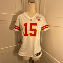 Carregar imagem no visualizador da galeria, Jersey Kansas City Chiefs Feminina - Branca - GOAT STORE
