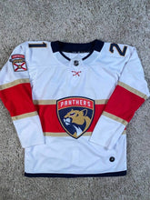 Carregar imagem no visualizador da galeria, Jersey Florida Panthers White - GOAT STORE
