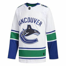 Carregar imagem no visualizador da galeria, Jersey NHL - VANCOUVER CANUCKS - Branca - GOAT STORE
