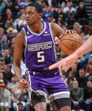 Carregar imagem no visualizador da galeria, Jersey Sacramento Kings Nike Purple Icon Edition - De&#39;Aaron Fox - GOAT STORE
