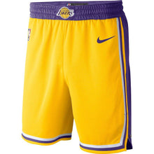 Carregar imagem no visualizador da galeria, Short Los Angeles Lakers Icon Edition Gold - 2019/20 - GOAT STORE
