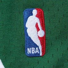 Carregar imagem no visualizador da galeria, Short NBA Boston Celtics Retrô - GOAT STORE

