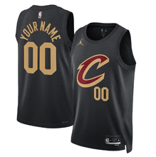 Carregar imagem no visualizador da galeria, Jersey Cleveland Cavaliers Statement Edition 22/23 - GOAT STORE
