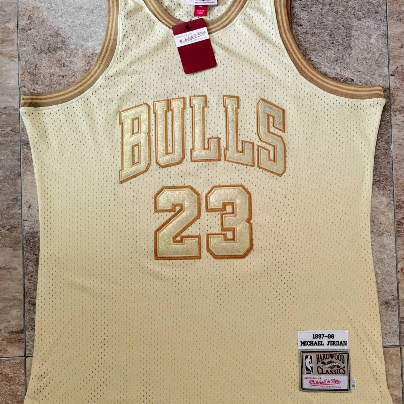 Jersey Chicago Bulls Especial Mitchell and Ness - Michael Jordan - GOAT STORE