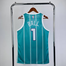 Carregar imagem no visualizador da galeria, Jersey Charlotte Hornets Icon Edition - GOAT STORE
