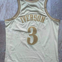 Carregar imagem no visualizador da galeria, Jersey Philadelphia 76ers Especial Mitchell and Ness - Allen Iverson - GOAT STORE
