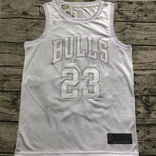 Carregar imagem no visualizador da galeria, Jersey Chicago Bulls Mitchell and Ness All White - Michael Jordan - GOAT STORE
