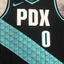 Carregar imagem no visualizador da galeria, Jersey Portland Trail Blazers City Edition 22/23 - GOAT STORE
