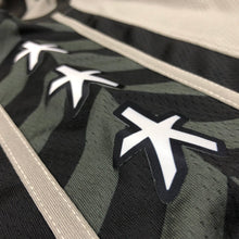 Carregar imagem no visualizador da galeria, Jersey Brooklyn Nets Statement Edition 21/22 - GOAT STORE
