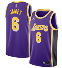 Carregar imagem no visualizador da galeria, Jersey Los Angeles Lakers Statement Edition - GOAT STORE
