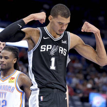 Carregar imagem no visualizador da galeria, Jersey San Antonio Spurs 23/24 - Victor Wembanyama - GOAT STORE
