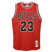 Carregar imagem no visualizador da galeria, Jersey Chicago Bulls 85/86 Vermelha - Michael Jordan - GOAT STORE

